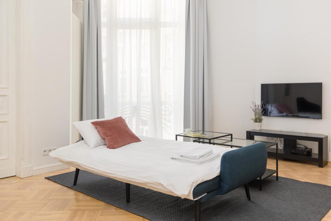 Marszalkowska 58 - Classy Two Bedroom Apartment With Balcony By Noclegi Renters Βαρσοβία Εξωτερικό φωτογραφία