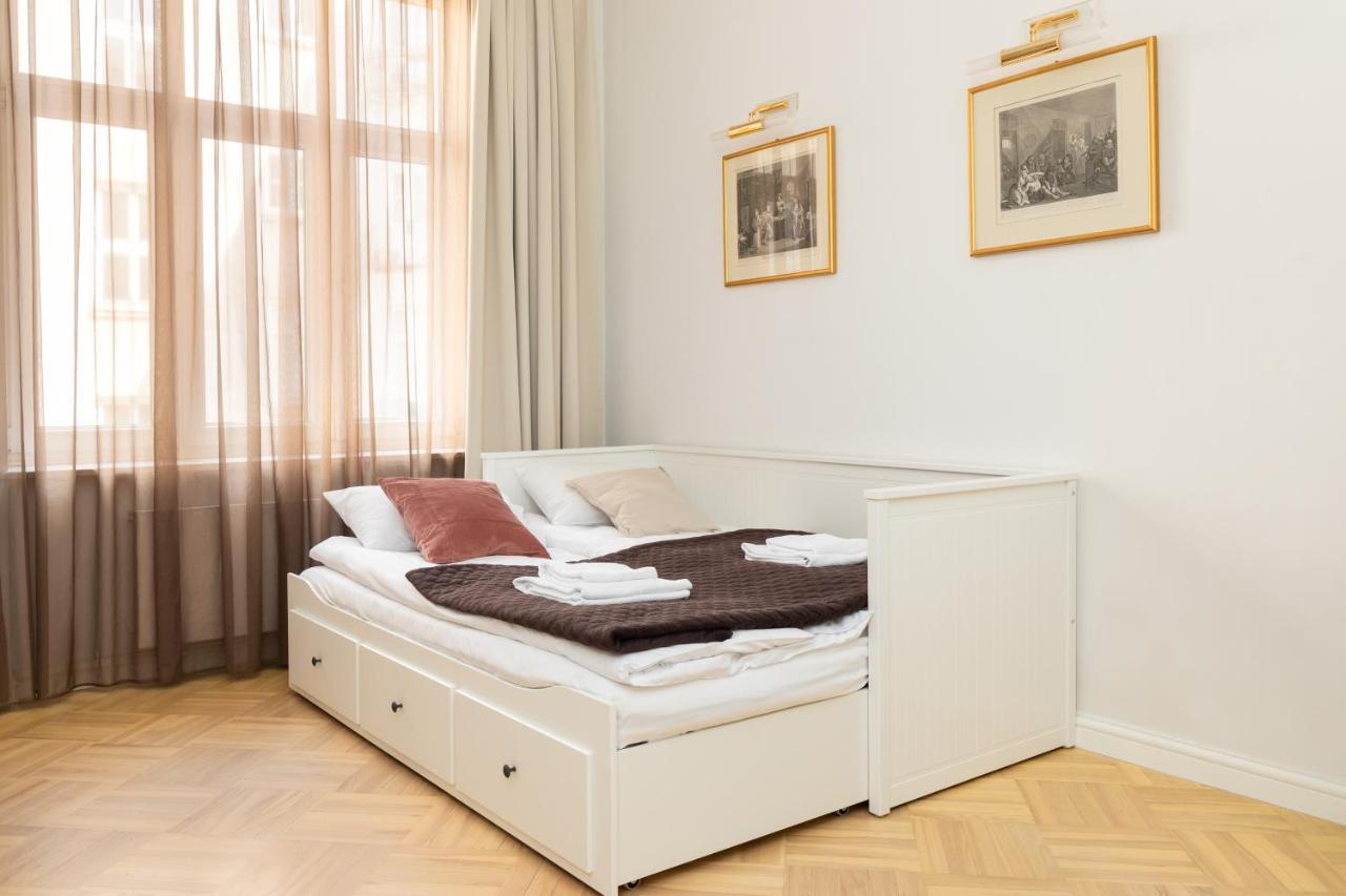 Marszalkowska 58 - Classy Two Bedroom Apartment With Balcony By Noclegi Renters Βαρσοβία Εξωτερικό φωτογραφία
